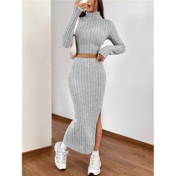 Turtleneck Crop Tee & Split Thigh Skirt - Picture 3 of 6